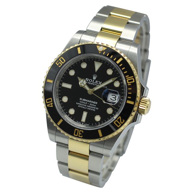 Rolex Submariner 126613 LN Image 2